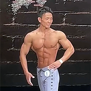 特別パーソナルトレーナー 矢野 恭平プロフィール写真